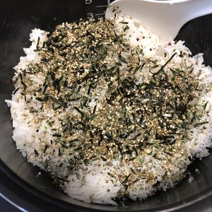日式紫菜饭团